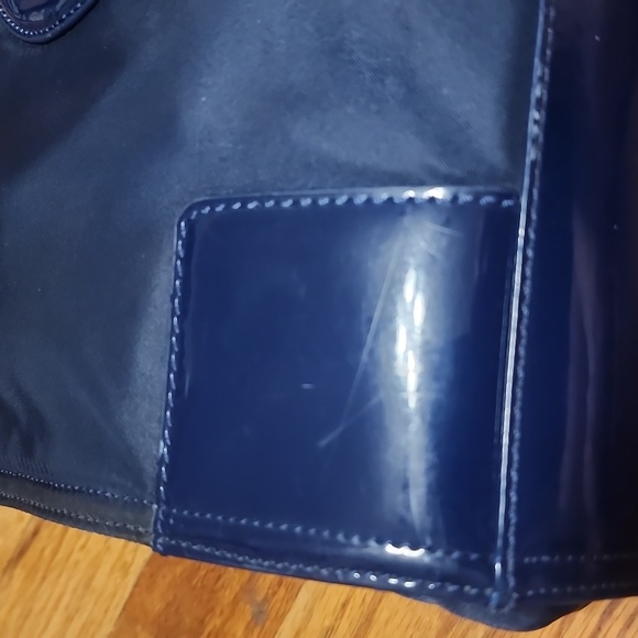 Tory Burch Ella patent nylon tote bag in navy - Picture 3 of 13